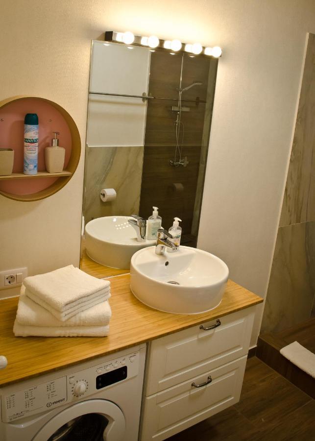 Amber Studio Oradea Appartement Buitenkant foto