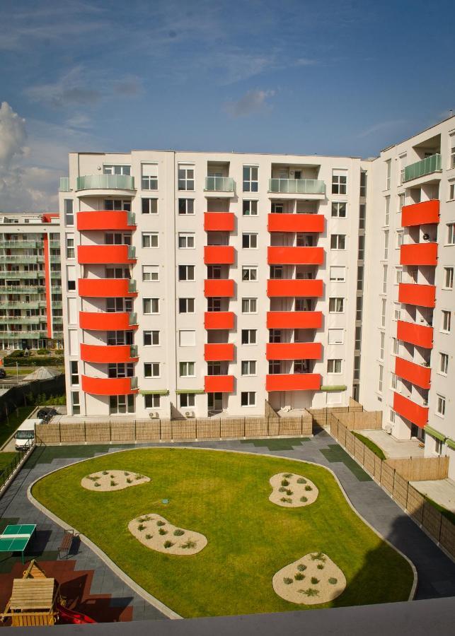 Amber Studio Oradea Appartement Buitenkant foto
