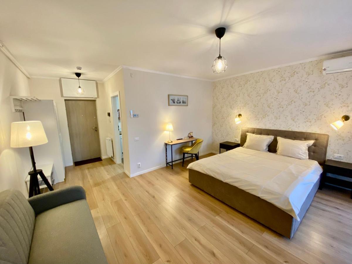 Amber Studio Oradea Appartement Buitenkant foto